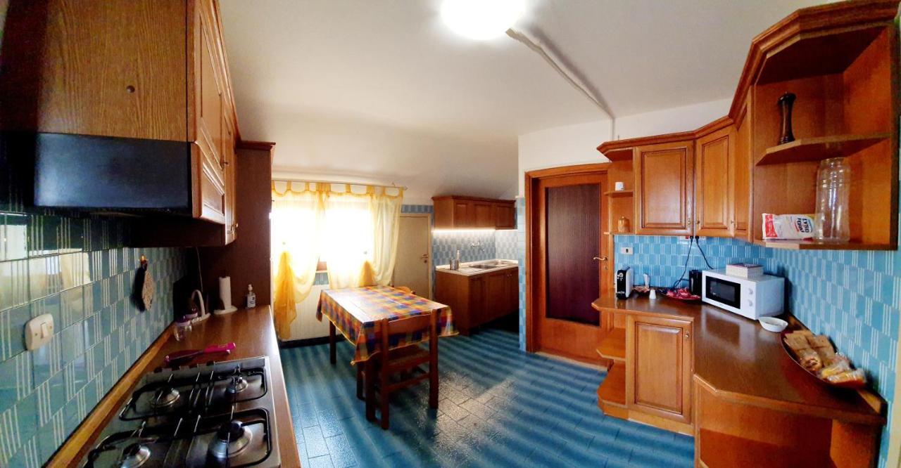 La Casa Di Loryanne Lägenhet Avezzano Exteriör bild